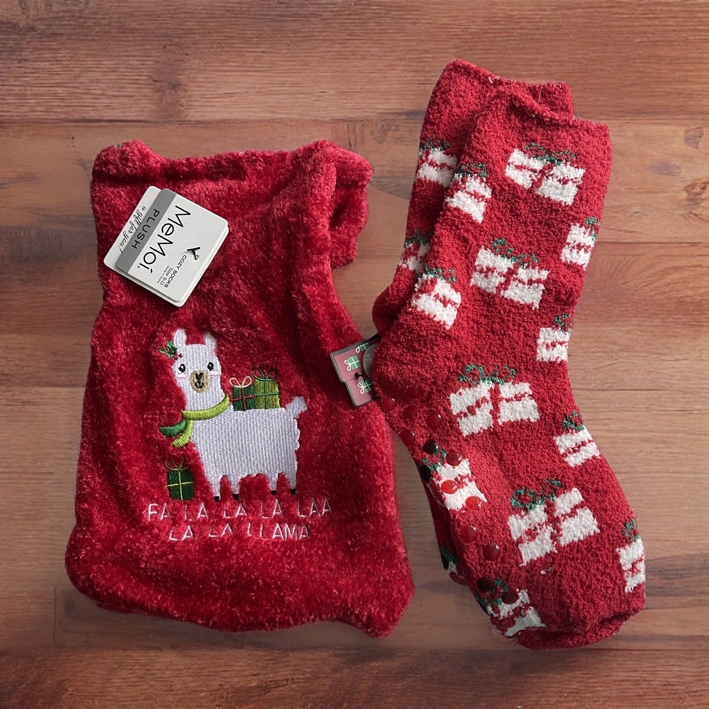 Fa La La Llamas Christmas Bag Slipper Socks